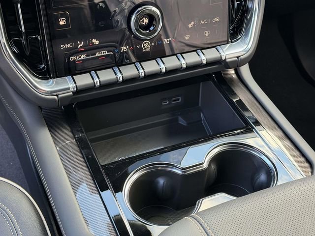 New 2026 GMC Yukon XL Elevation image 10