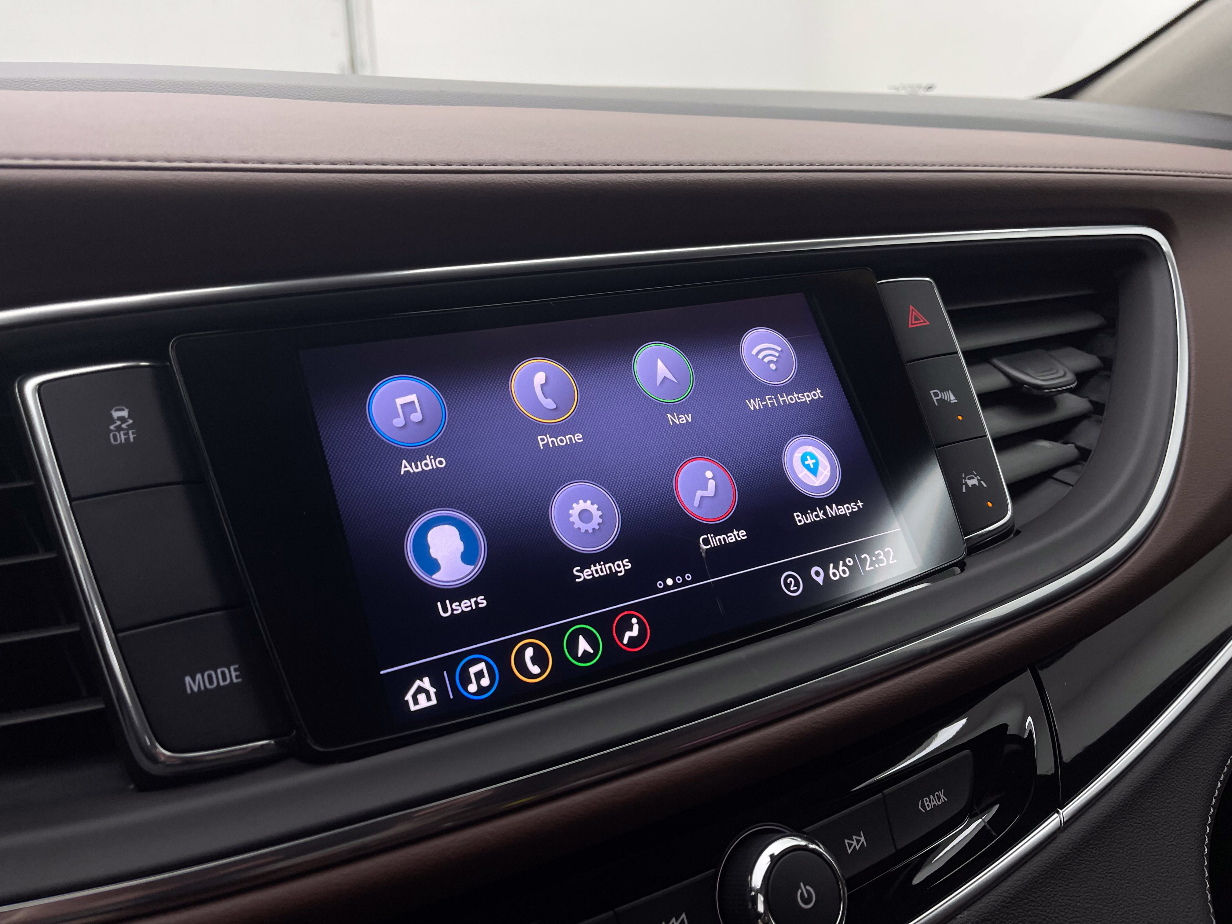 Used 2020 Buick Enclave Avenir w/ Avenir Technology Package FWD image 28