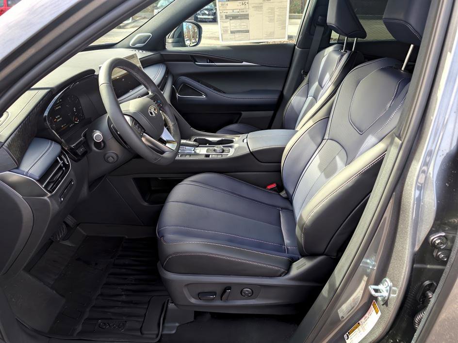 New 2026 INFINITI QX60 Sport image 11