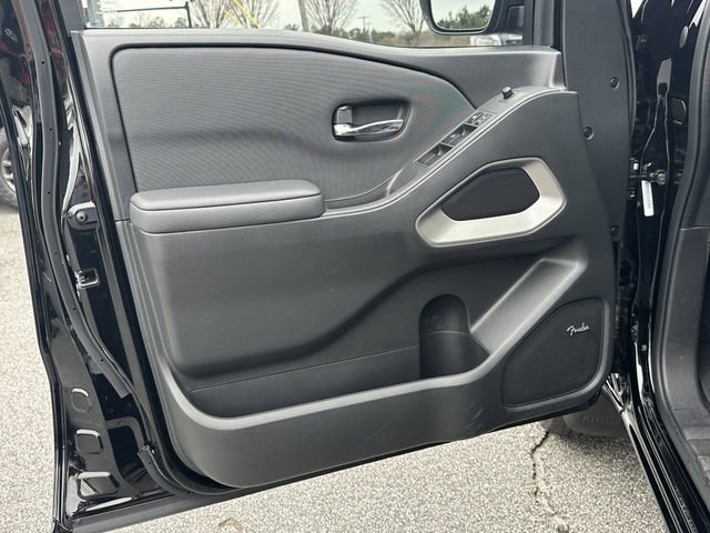 Certified 2024 Nissan Frontier SL w/ Technology Package image 11