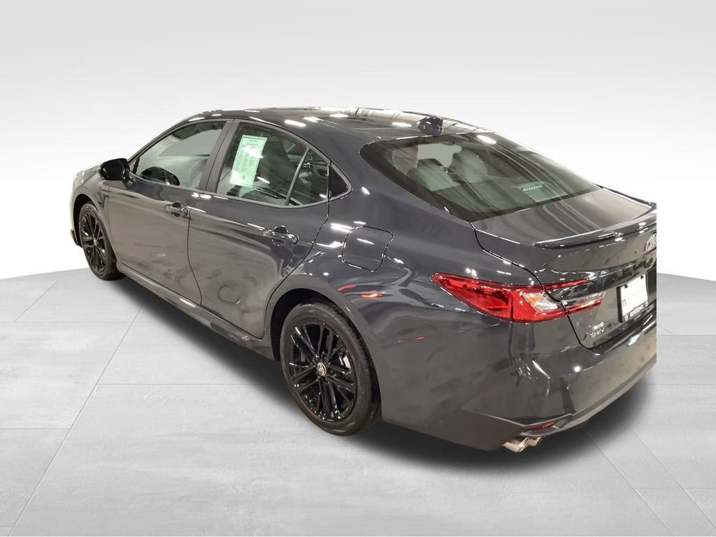Used 2026 Toyota Camry SE image 11