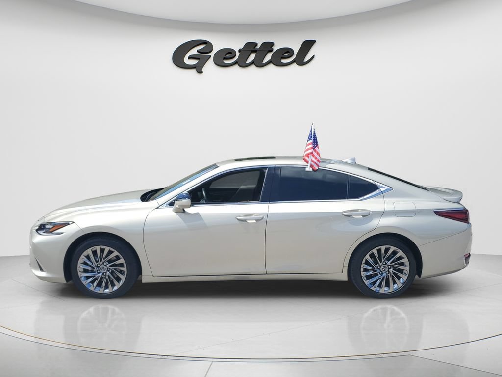 Used 2024 Lexus ES 300h Ultra Luxury w/ Accessory Package (Z2) FWD image 8
