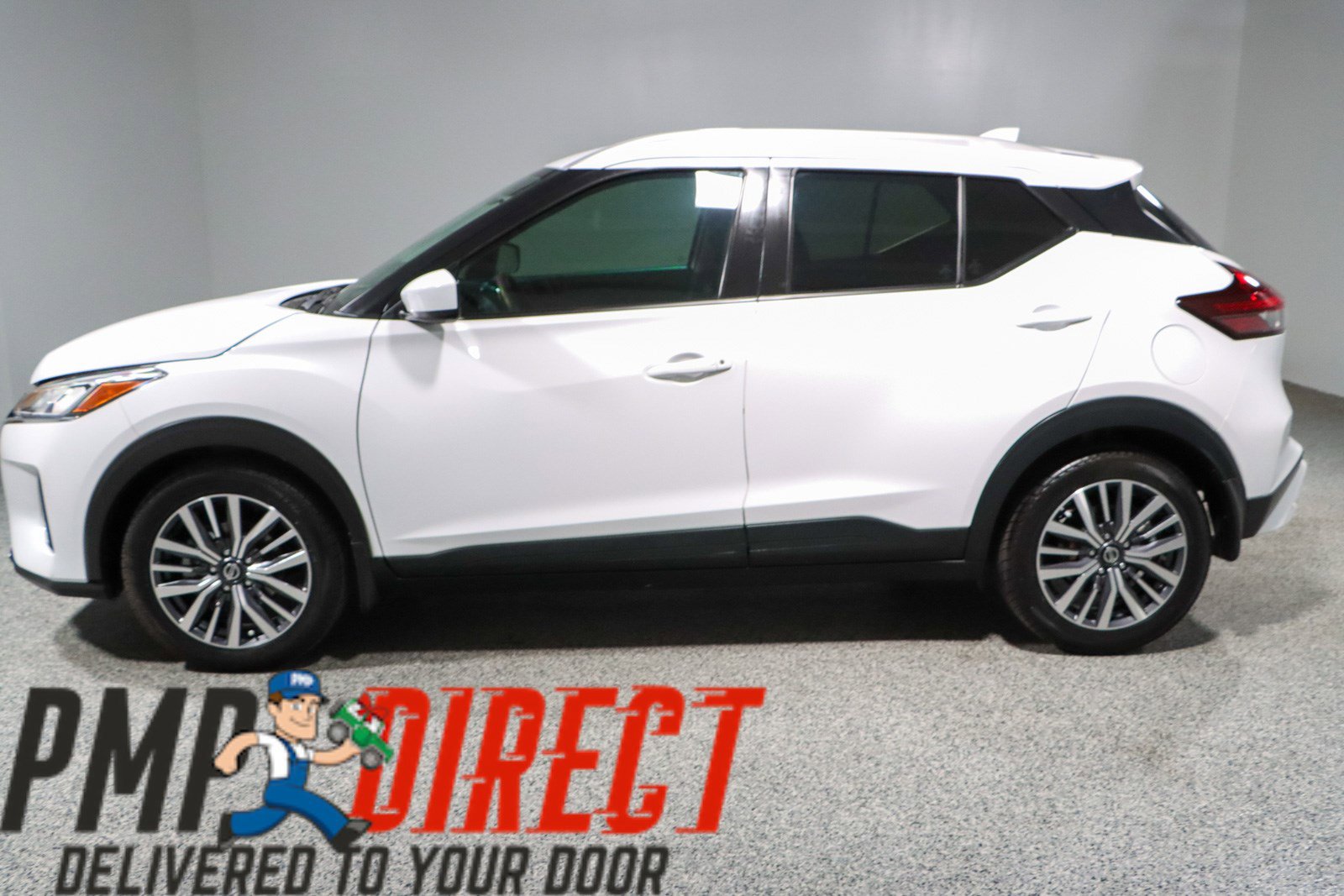 Used 2021 Nissan Kicks SV image 10