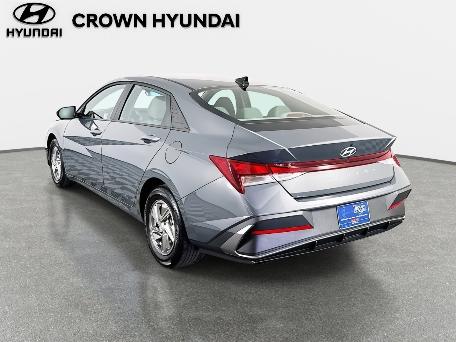 Certified 2025 Hyundai Elantra SE image 7