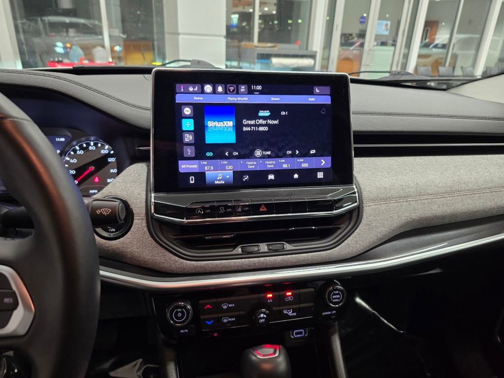 Certified 2022 Jeep Compass Latitude image 21