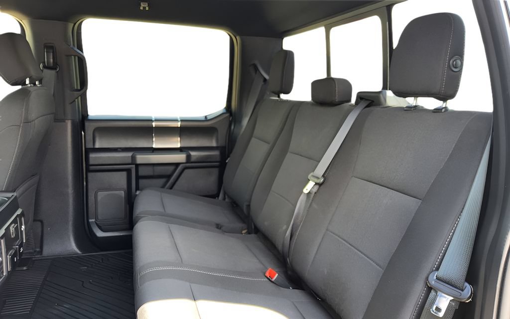 Used 2018 Ford F150 XLT w/ Equipment Group 302A Luxury AWD/4WD image 24