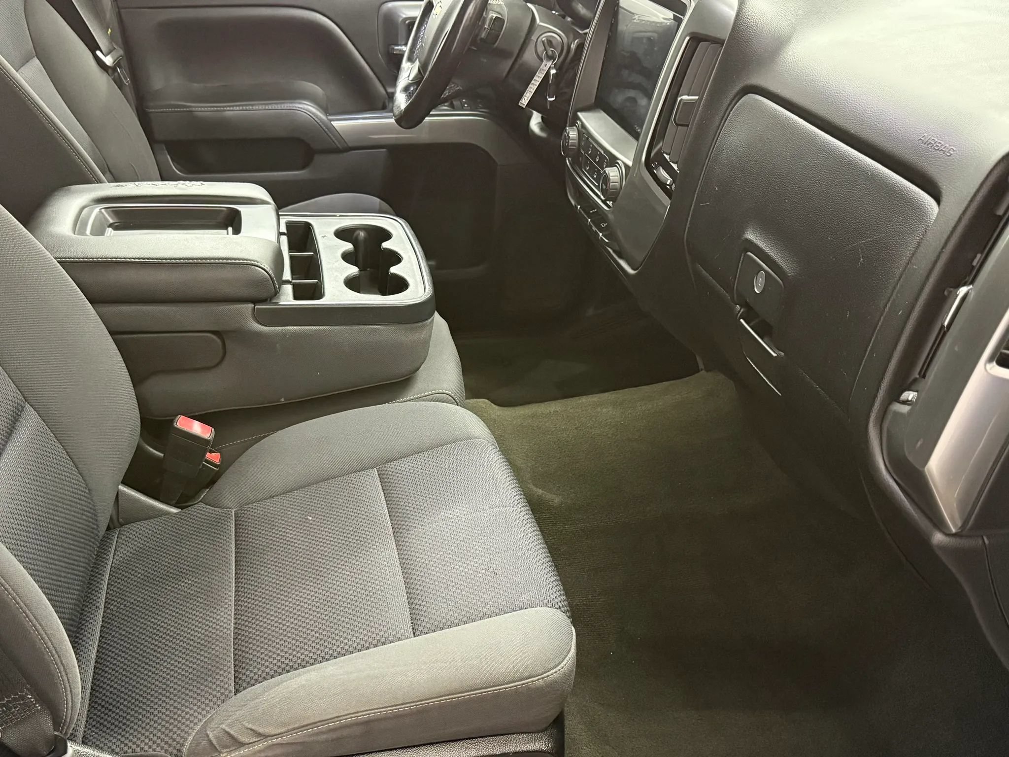 Used 2018 Chevrolet Silverado 1500 LT AWD/4WD image 20
