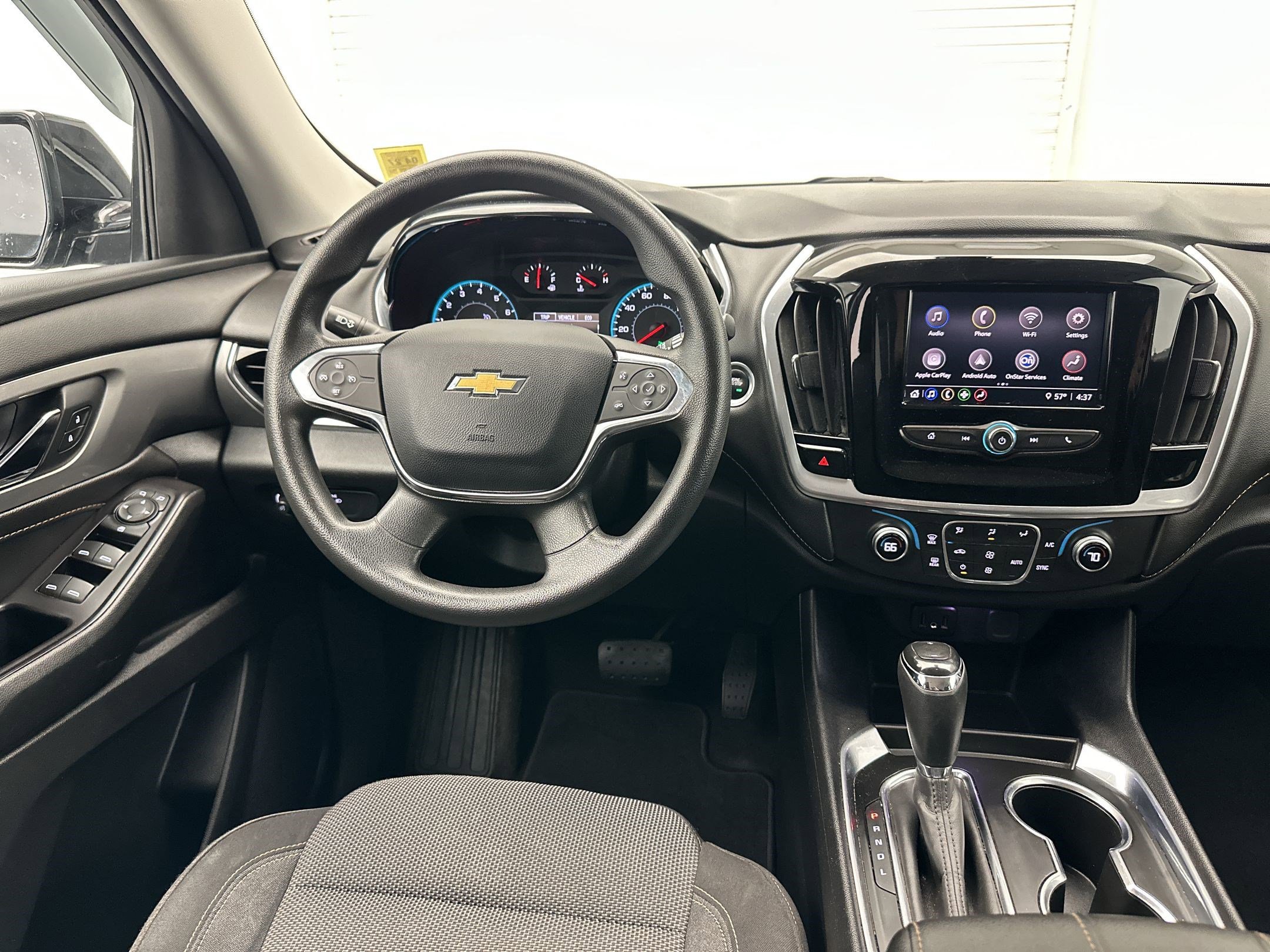Certified 2020 Chevrolet Traverse LS w/ LPO, Floor Liner Package image 25