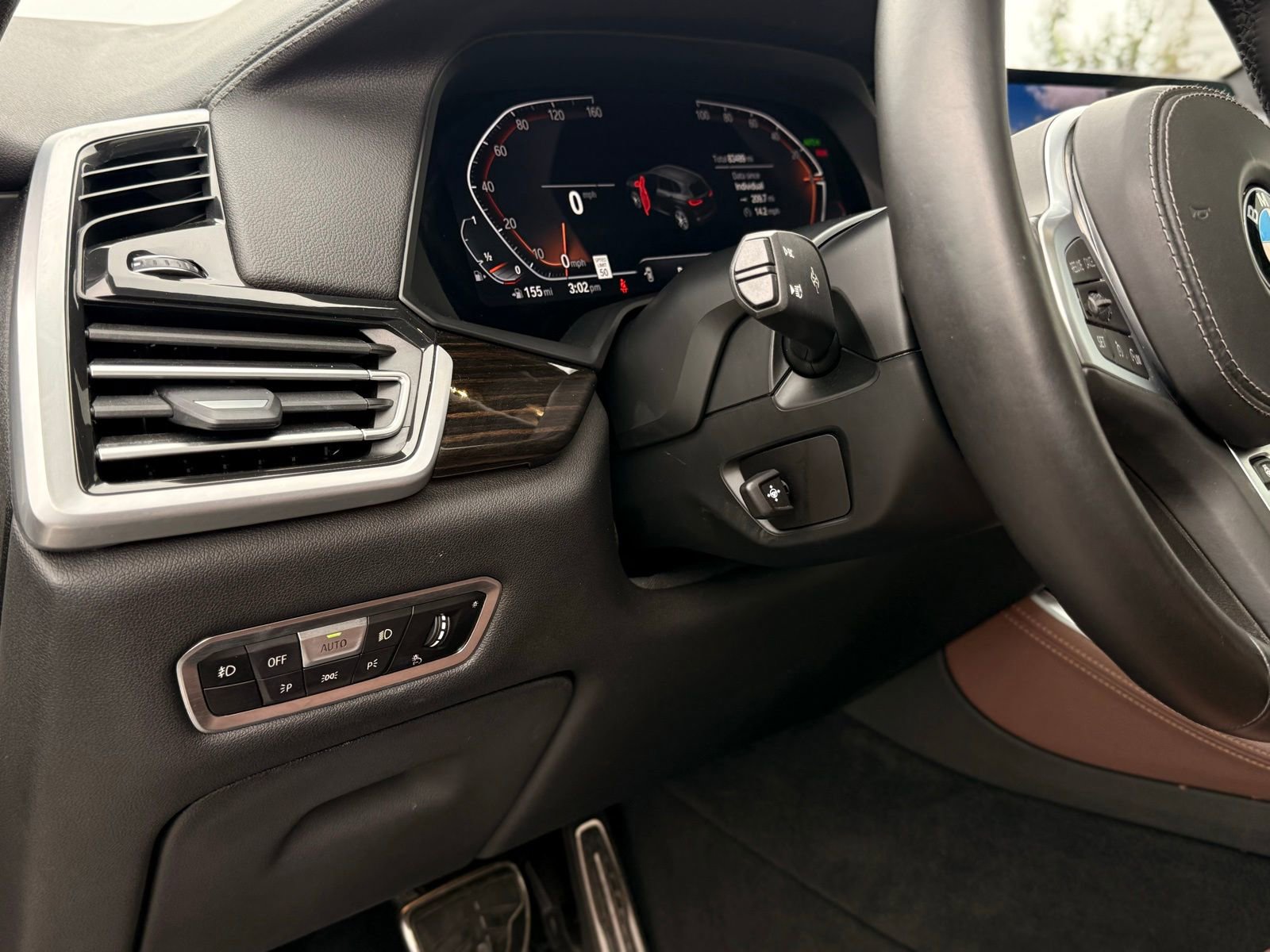 Used 2021 BMW X5 xDrive40i w/ M Sport Package image 39