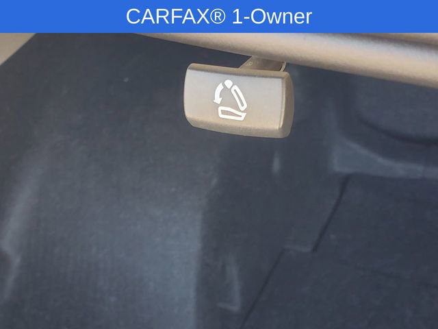 Used 2018 Chevrolet Malibu LT FWD image 34