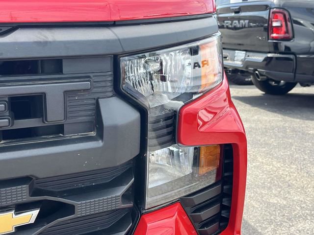 Used 2022 Chevrolet Silverado 1500 Custom RWD image 9