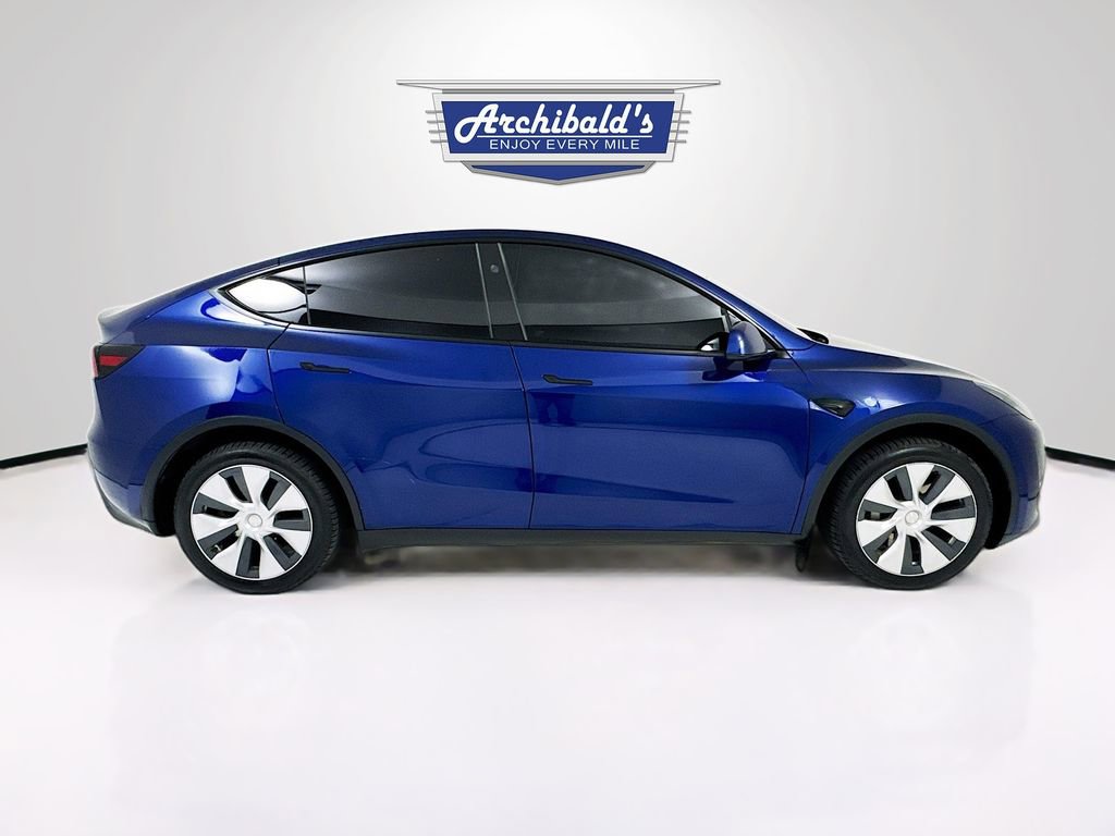 Used 2024 Tesla Model Y Long Range image 8