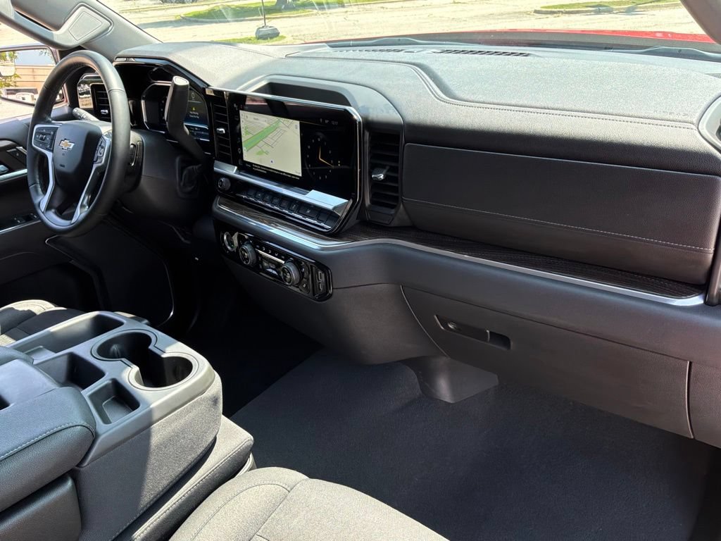 Used 2023 Chevrolet Silverado 1500 LT AWD/4WD image 45