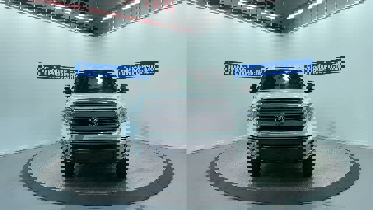 Used 2015 Toyota Tundra SR5 w/ SR5 Upgrade Package image 6