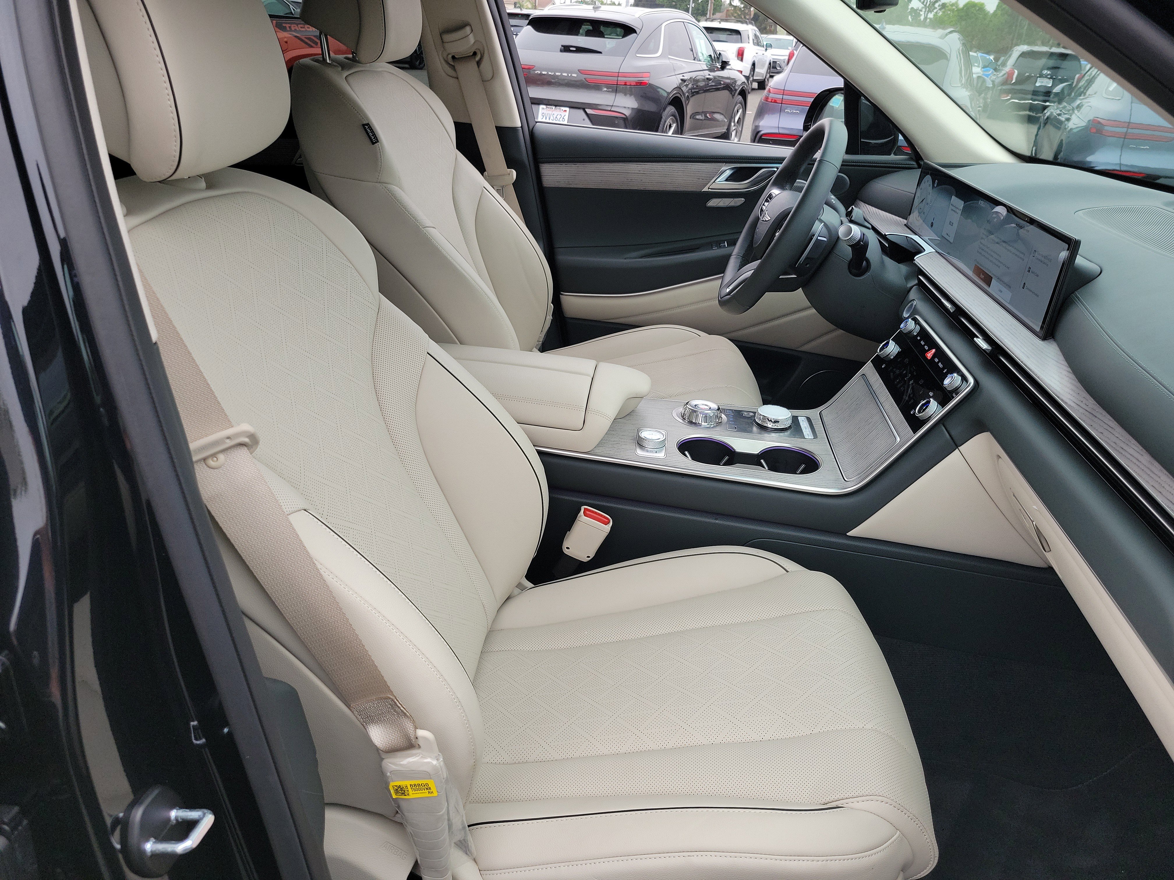 Certified 2026 Genesis GV80 2.5T Advanced AWD/4WD image 23