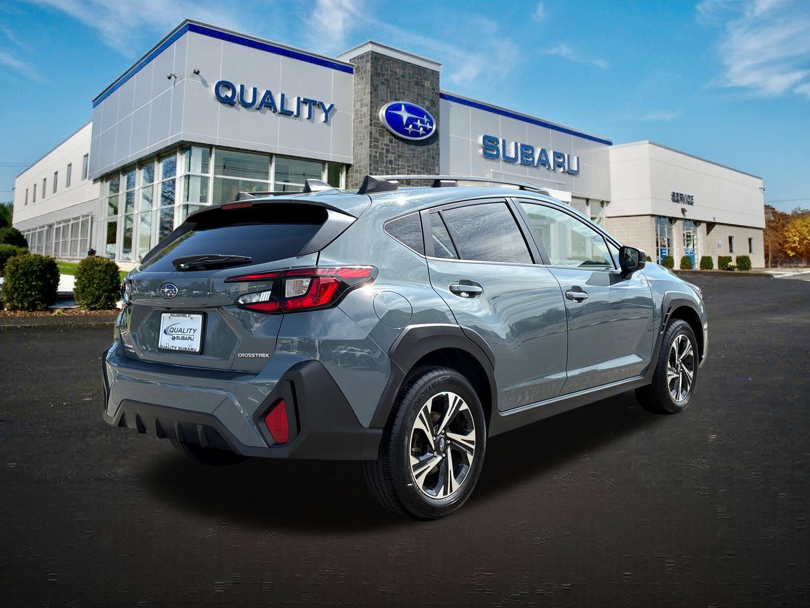 Used 2024 Subaru Crosstrek 2.0i Premium AWD/4WD image 4