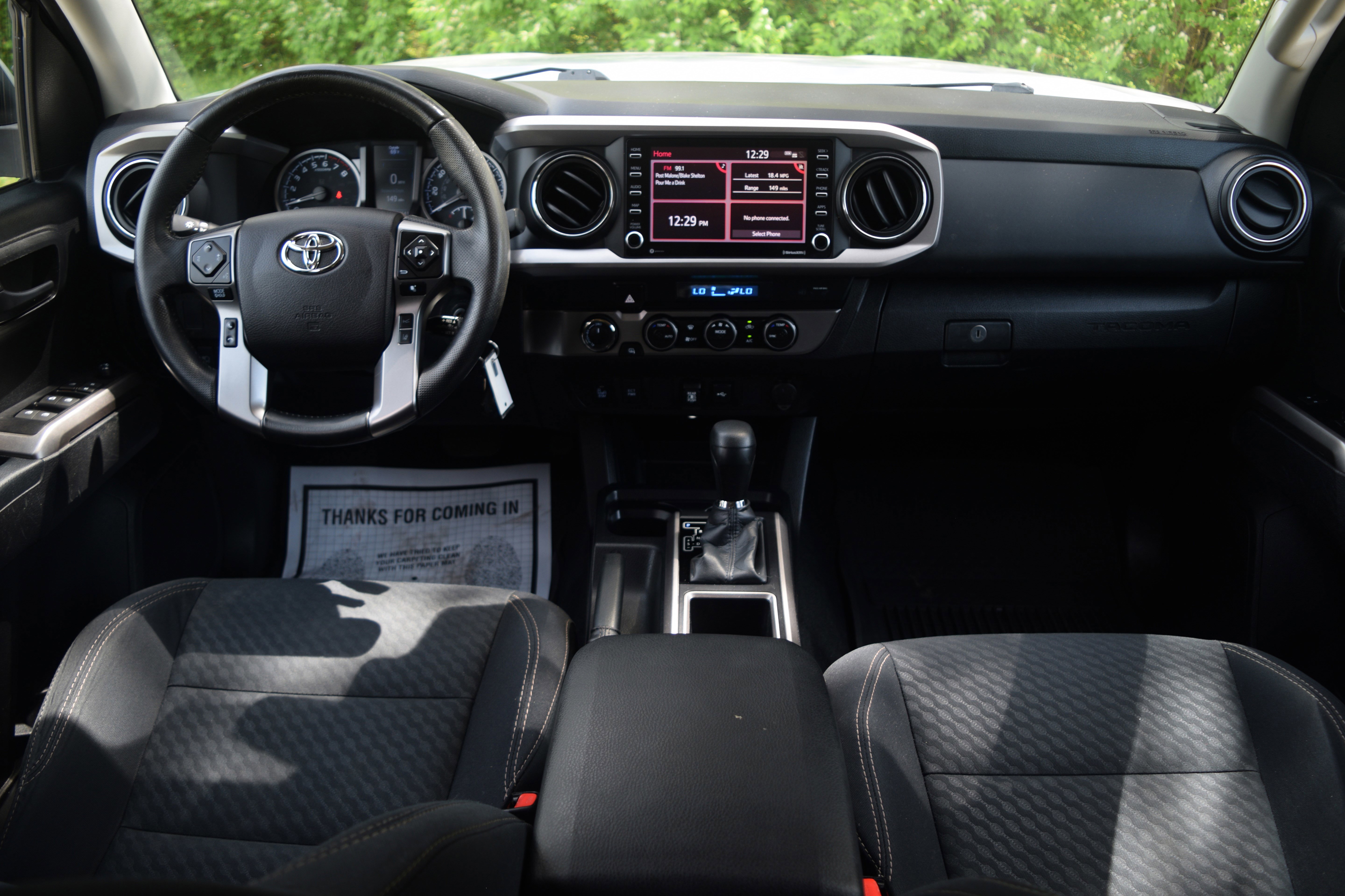 Used 2021 Toyota Tacoma SR5 w/ Trail Edition image 8