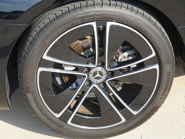 Used 2024 Mercedes-Benz CLE 300 4MATIC Coupe image 11