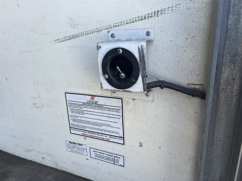 Used 2021 Chevrolet Express 3500 w/ Power Convenience Package RWD image 10