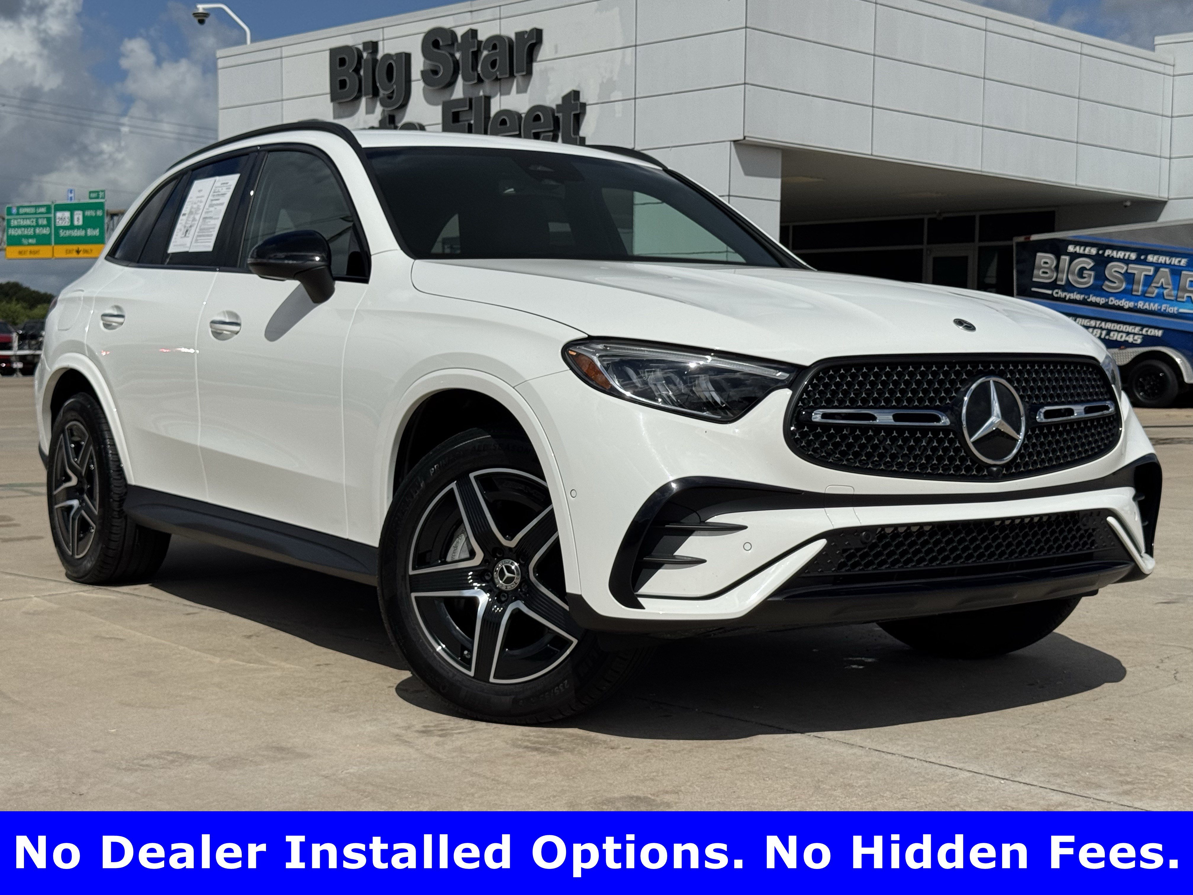 Used 2025 Mercedes-Benz GLC 300 image 2