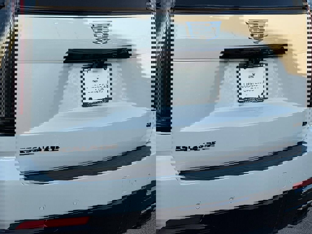 New 2026 Cadillac Escalade ESV Sport w/ LPO, ONYX Package image 8