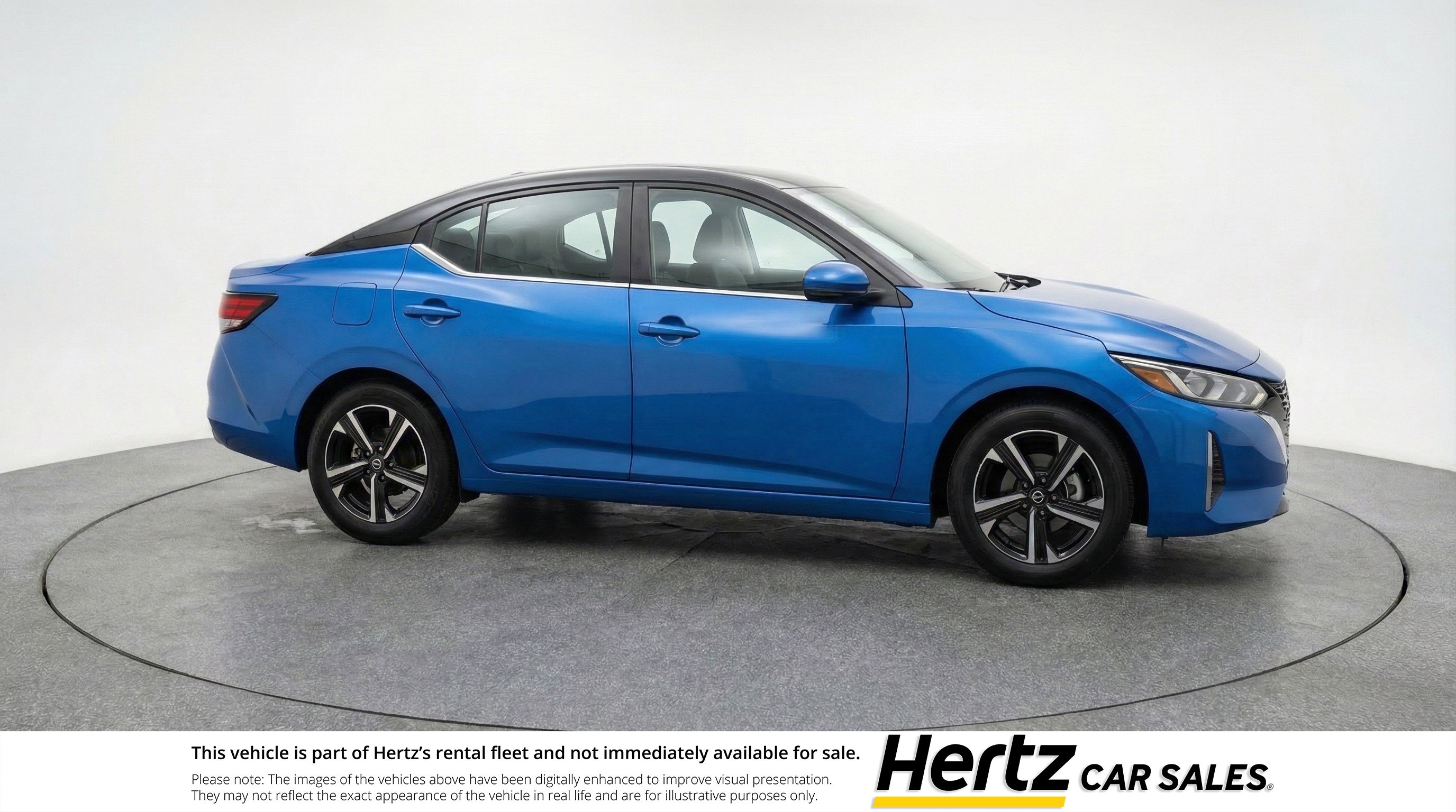 Used 2025 Nissan Sentra SV image 1