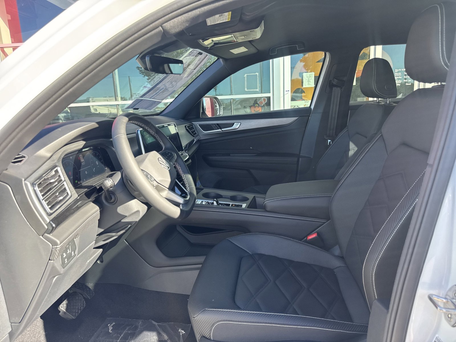 New 2026 Volkswagen Atlas Cross Sport SE image 9