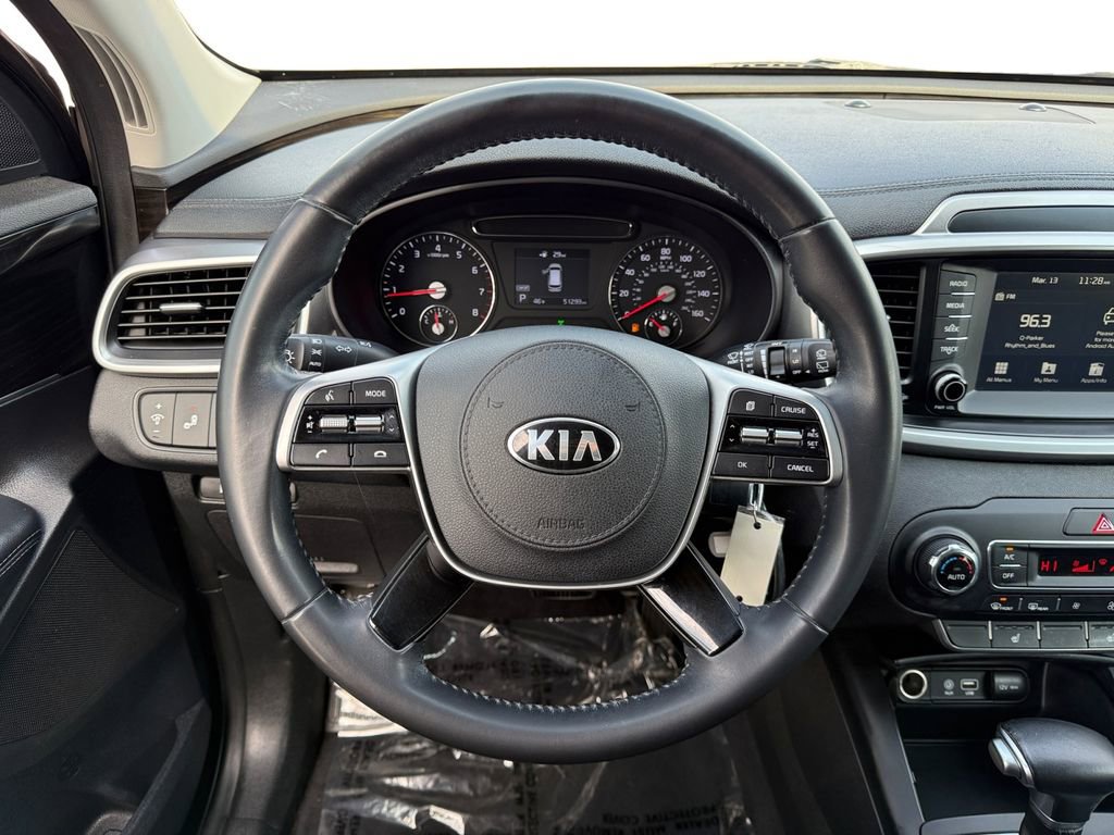 Used 2019 Kia Sorento S image 12