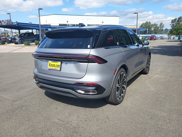 New 2025 Lincoln Nautilus Black Label image 8