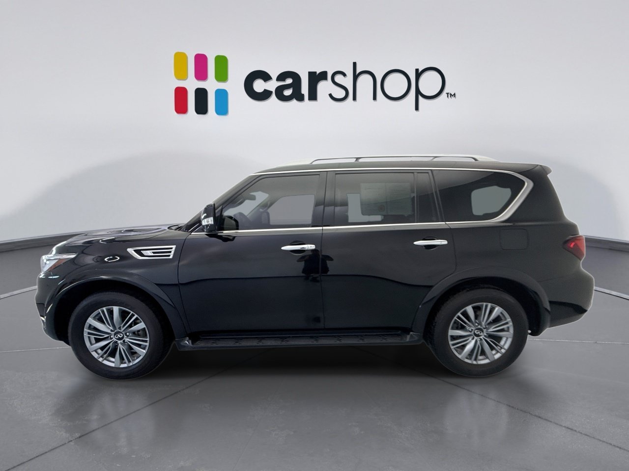 Used 2023 INFINITI QX80 Luxe w/ Cargo Package AWD/4WD image 2