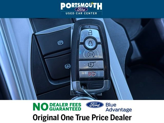 Used 2022 Ford Explorer XLT w/ Equipment Group 202A image 14