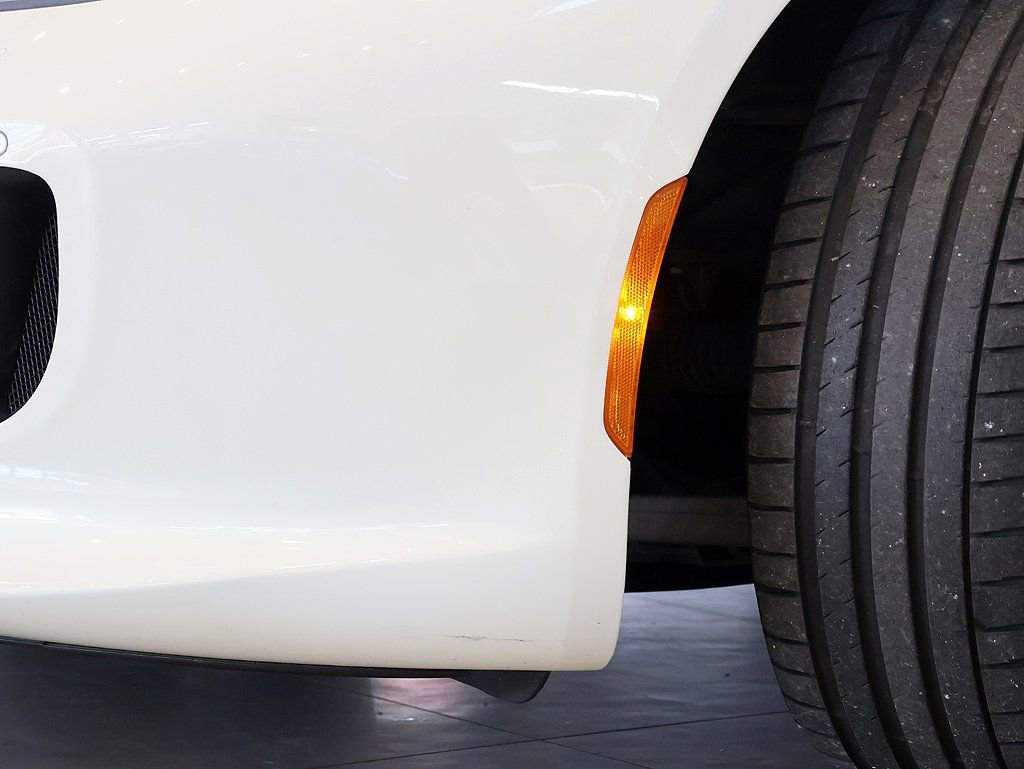 Certified 2018 Ferrari GTC4Lusso image 23