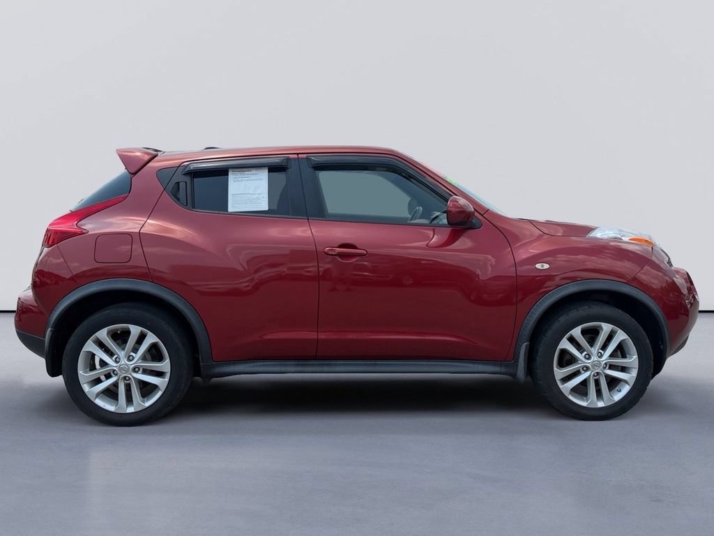Used 2011 Nissan Juke SL AWD/4WD image 2