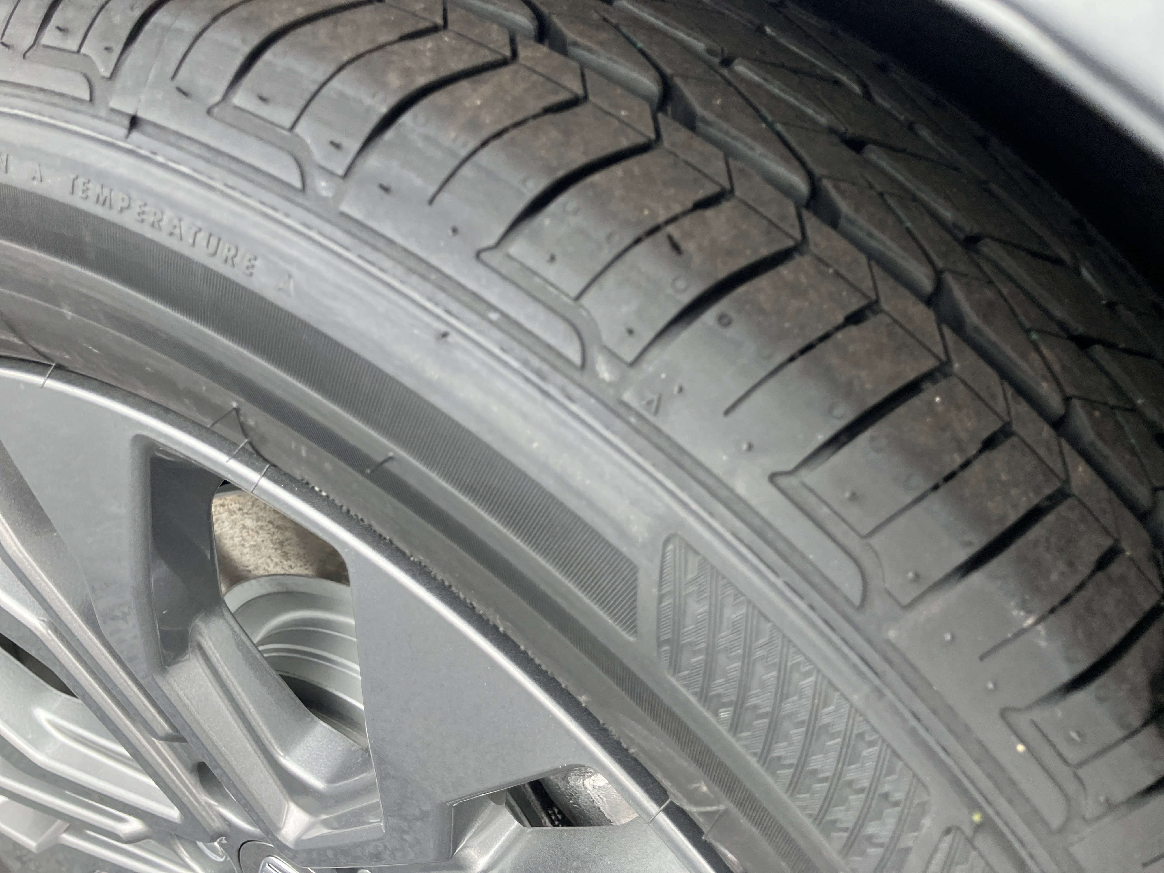 New 2026 Honda Odyssey Touring image 13