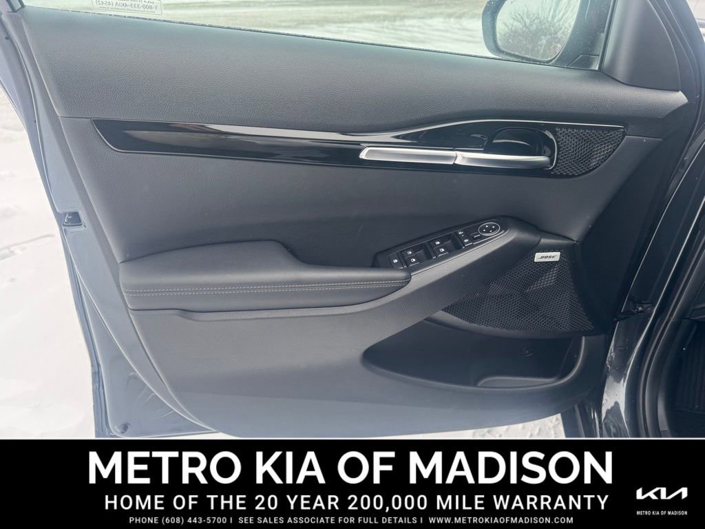 Used 2025 Kia Seltos SX image 14