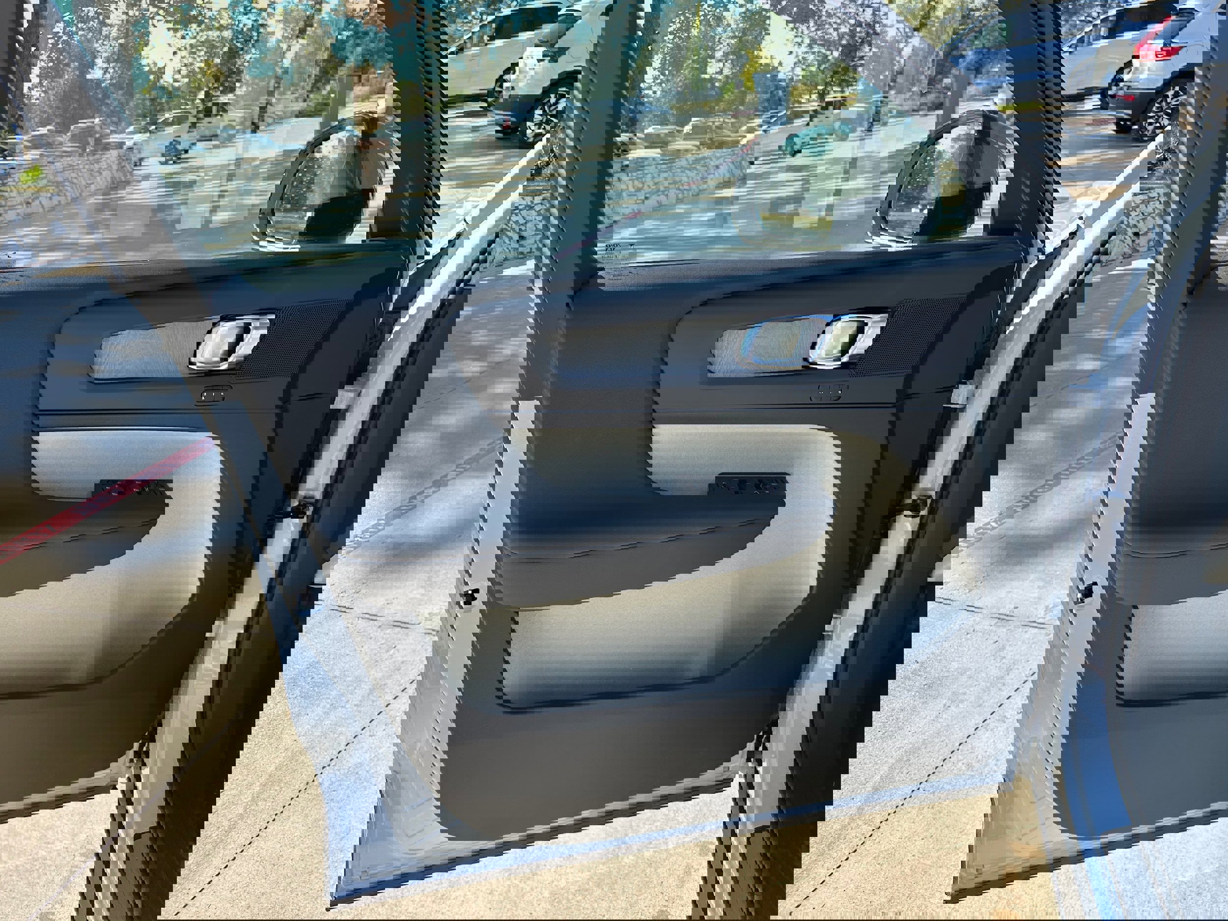 New 2026 Volvo XC40 B5 Plus w/ Protection Package Premier image 14