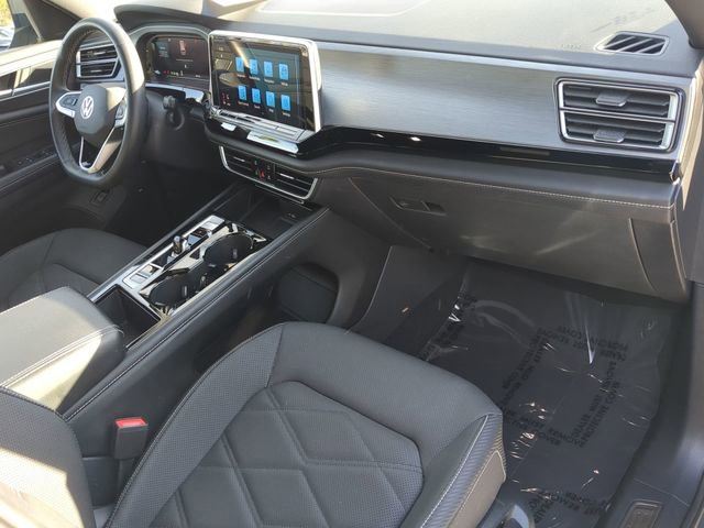 Certified 2024 Volkswagen Atlas Cross Sport SE image 13