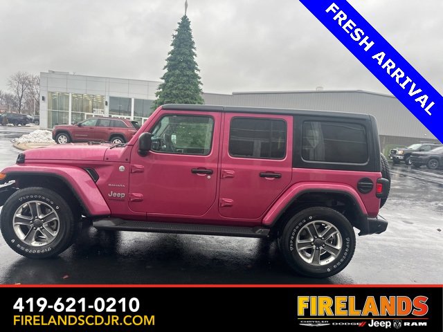 Used 2022 Jeep Wrangler Unlimited Sahara w/ Cold Weather Group image 15