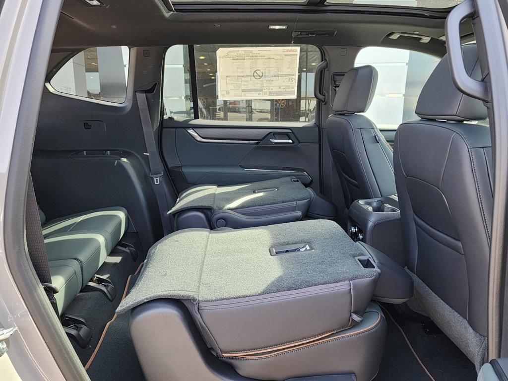 New 2026 GMC Acadia AT4 w/ Luxury Package image 49