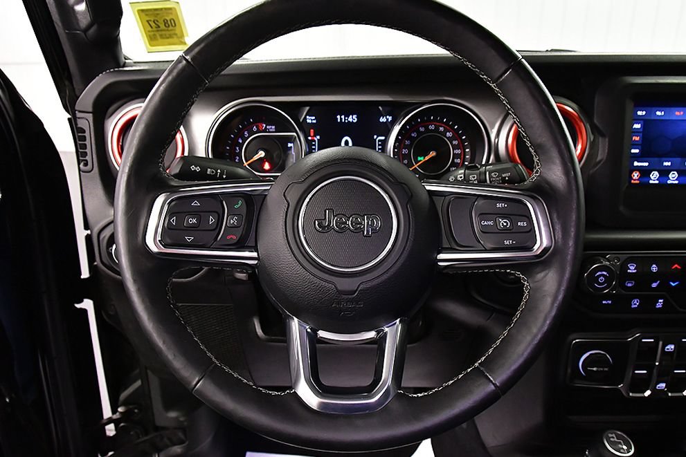 Used 2019 Jeep Wrangler Unlimited Sahara AWD/4WD image 16