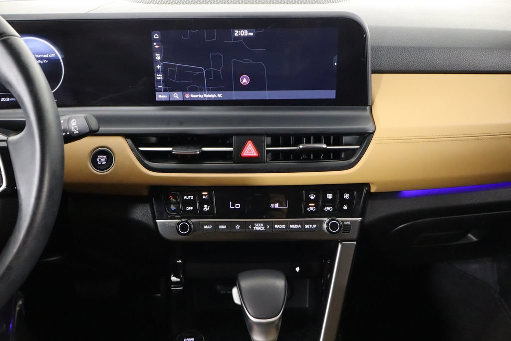 Used 2024 Kia Seltos EX FWD image 25