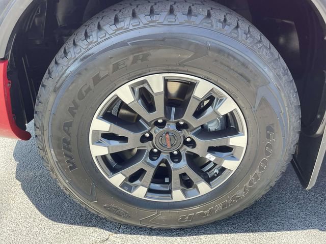 Used 2021 Nissan Titan PRO-4X w/ Pro-4x Convenience Package image 8