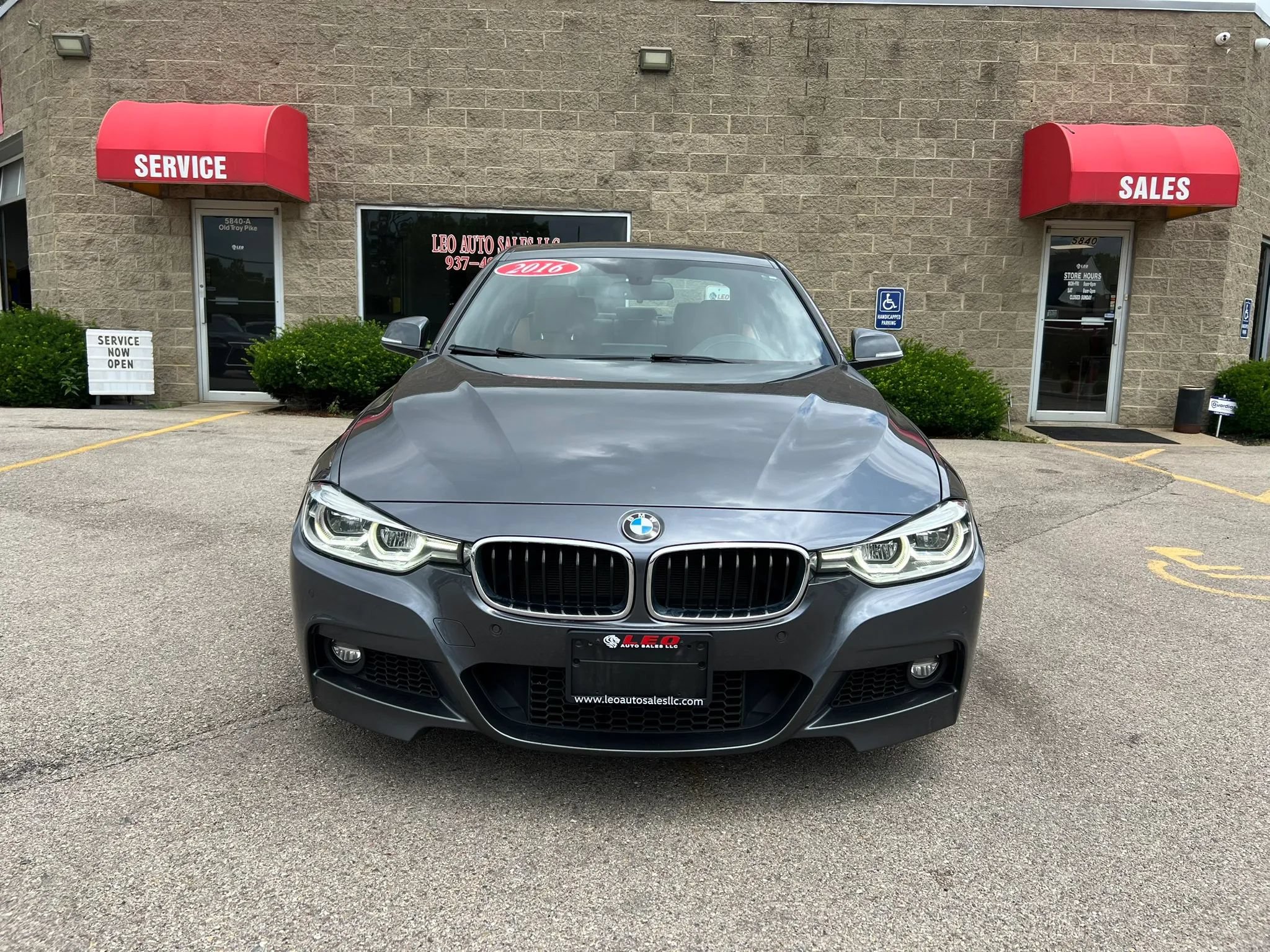 Used 2016 BMW 340i xDrive Sedan AWD/4WD image 2