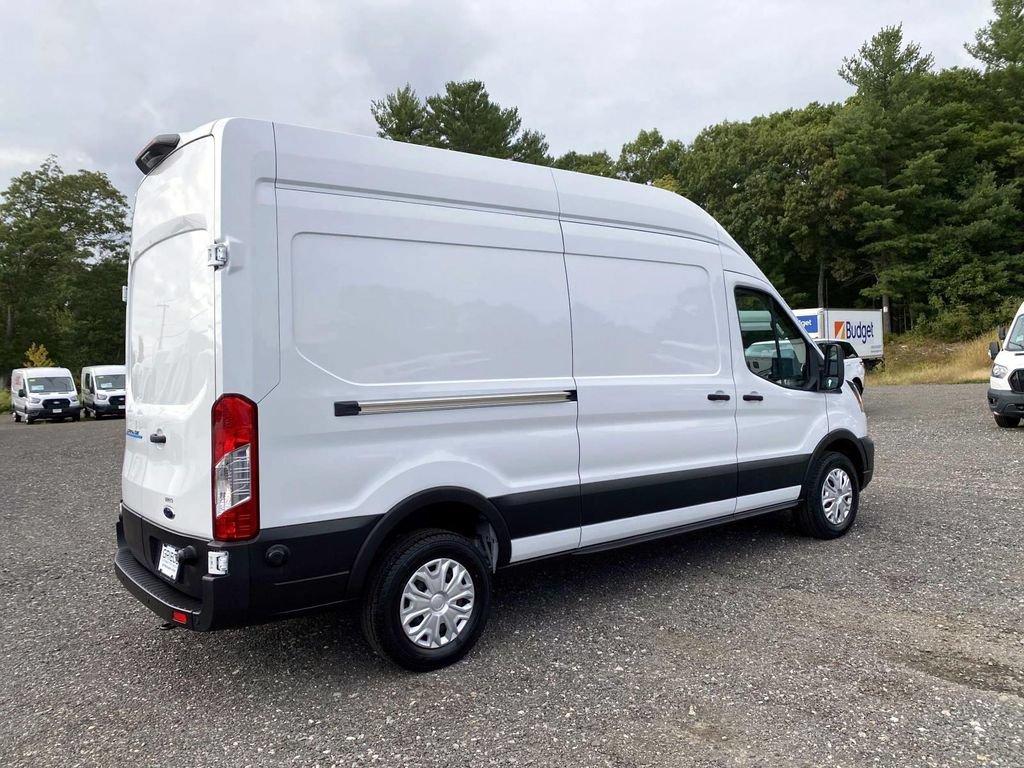 Used 2023 Ford E-Transit 148 High Roof w/ Load Area Protection Package RWD image 3