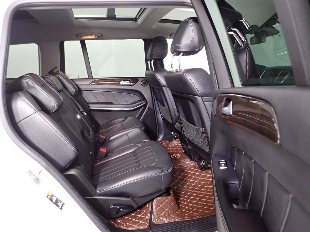 Used 2014 Mercedes-Benz GL 450 4MATIC image 46