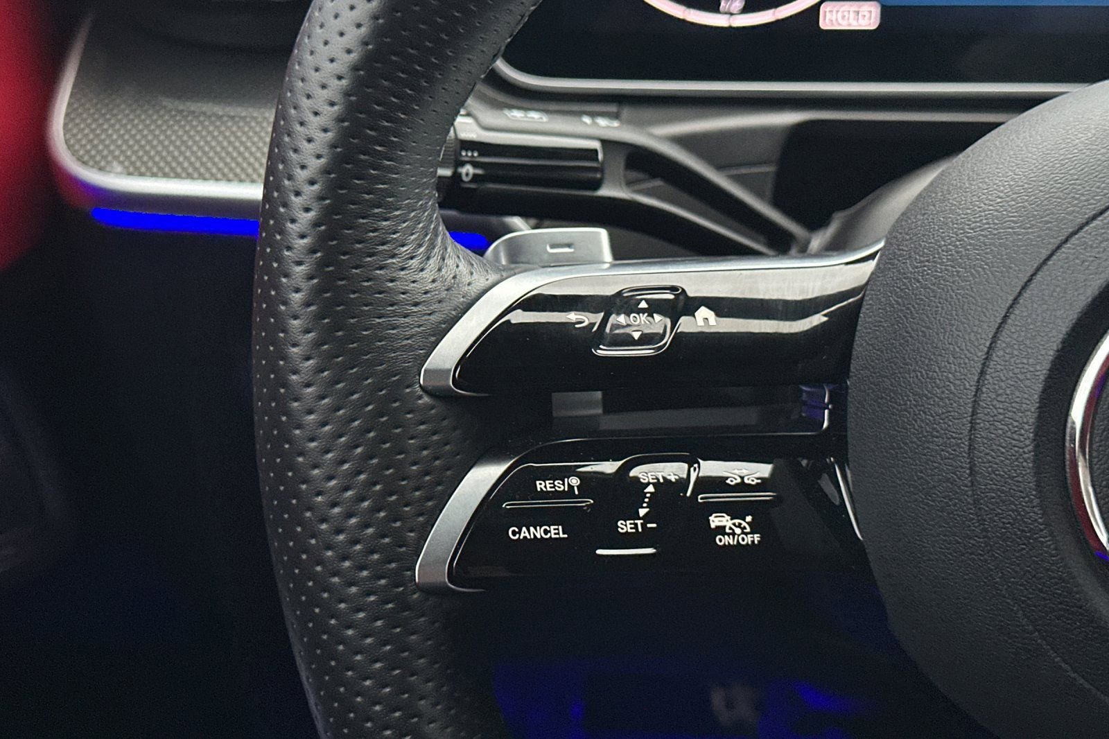 Certified 2024 Mercedes-Benz CLE 450 4MATIC Cabriolet image 30