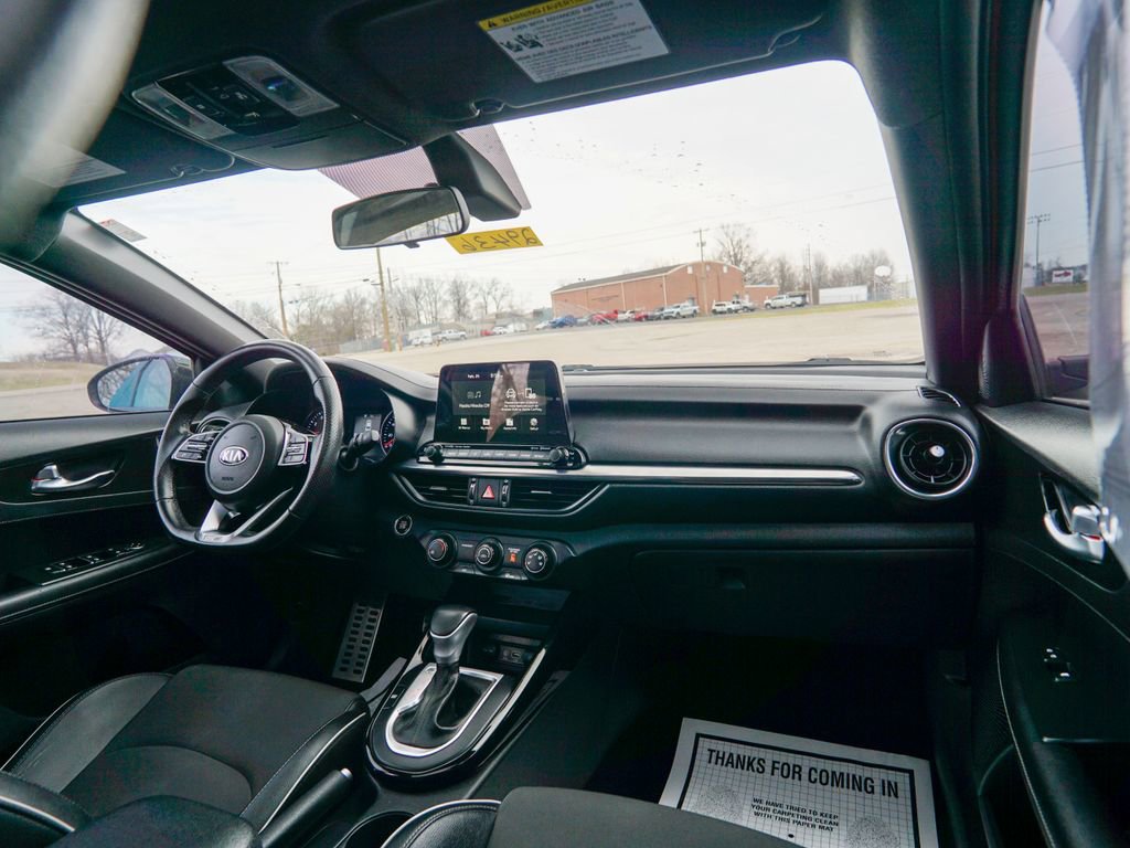 Used 2021 Kia Forte GT-Line w/ GT-Line Premium Package image 15