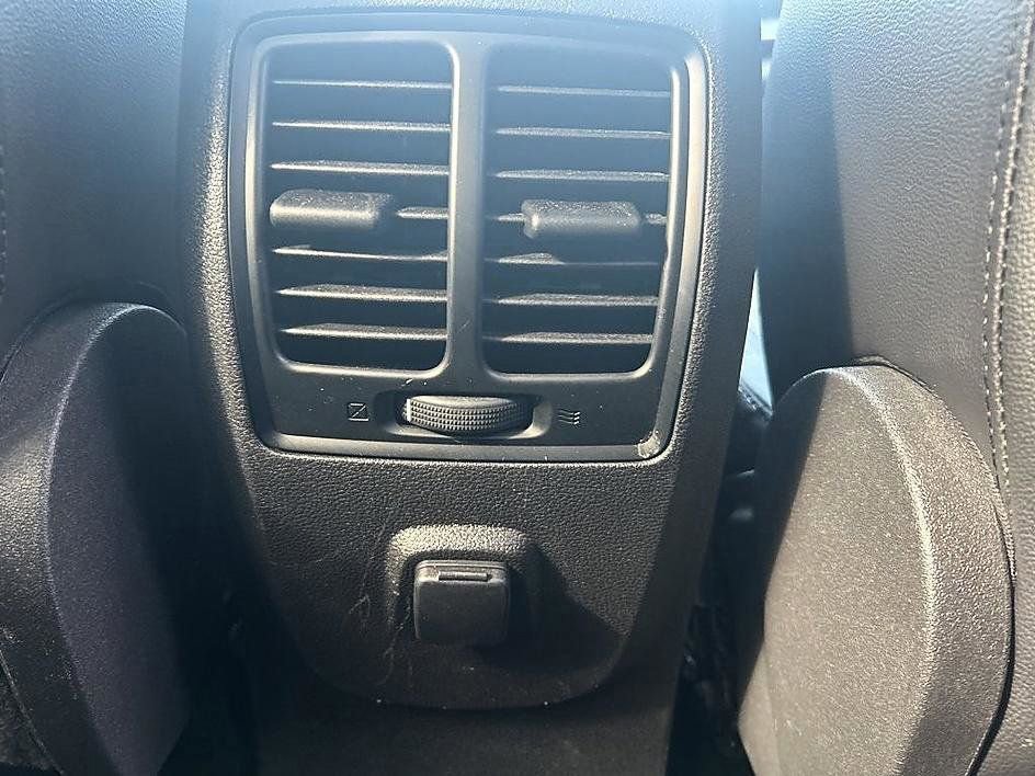 Used 2018 Ford Escape SE w/ SE Sport Appearance Package AWD/4WD image 35