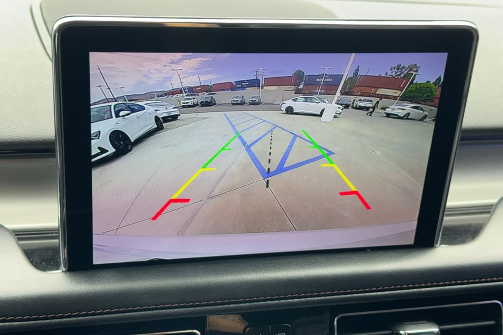 Used 2021 Lincoln Aviator 2WD w/ Elements Package image 25