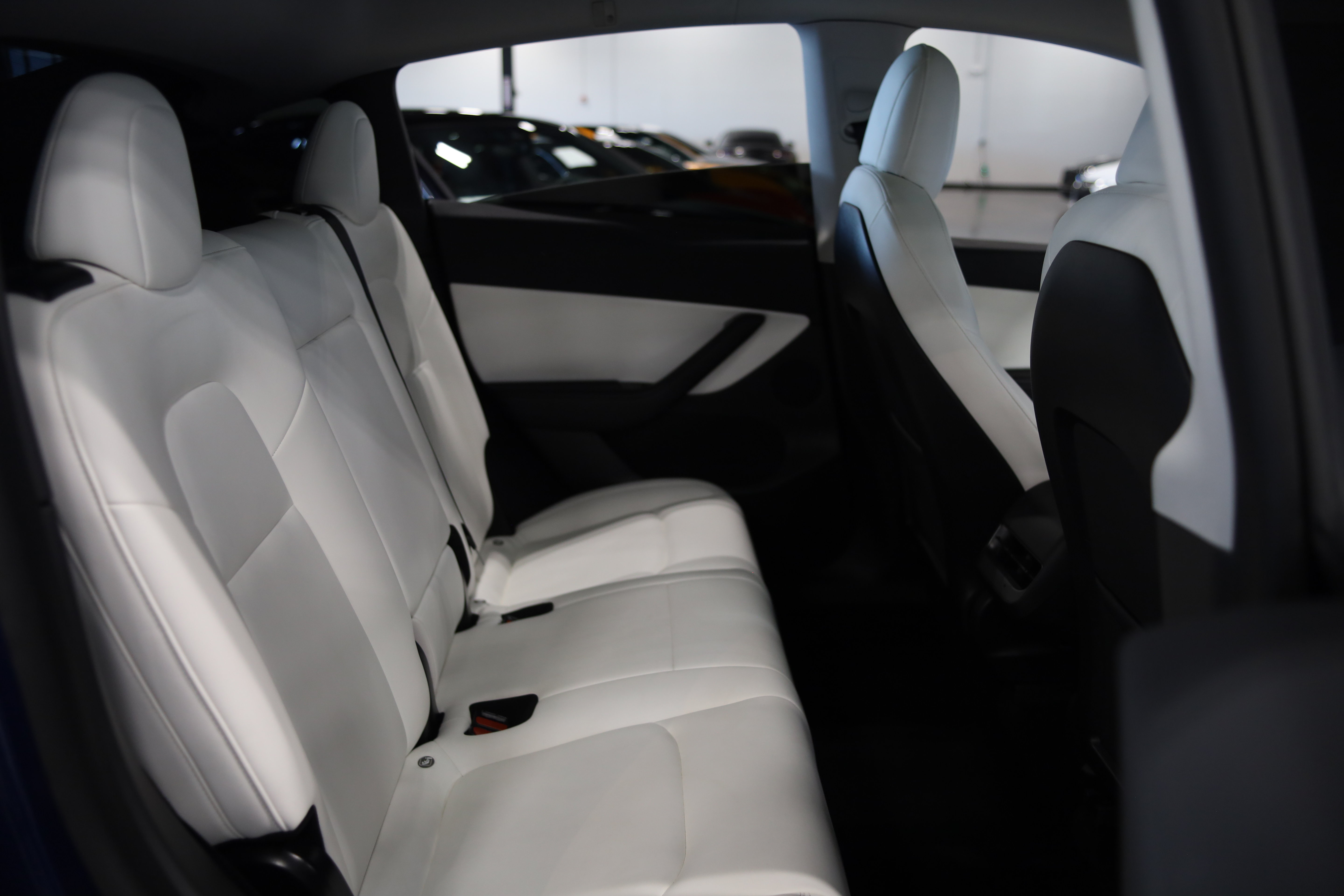 Used 2021 Tesla Model Y Long Range AWD/4WD image 35